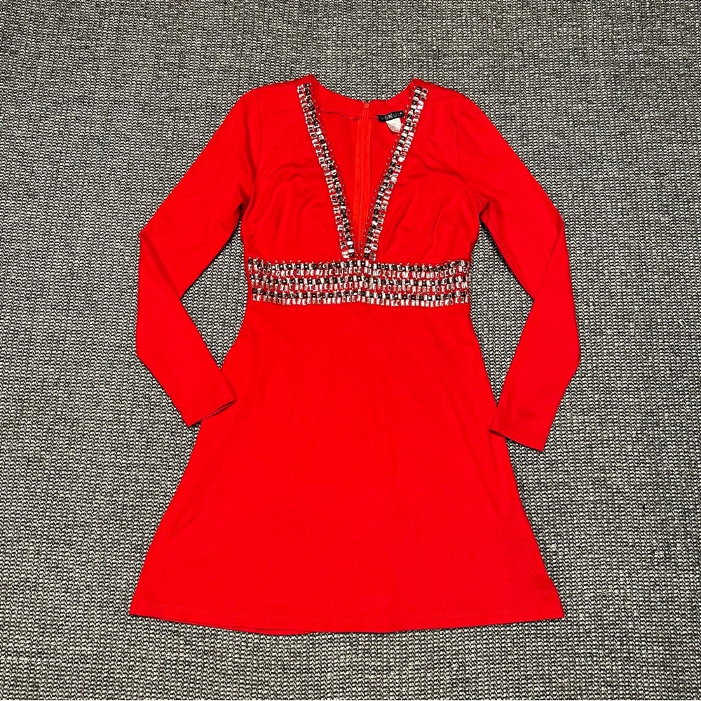 VENUS Red Long-Sleeve Beaded V-Neck Dress - Picture 9 of 9